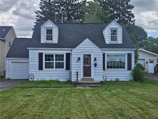 203 Windemere Road, Geddes, NY 13219