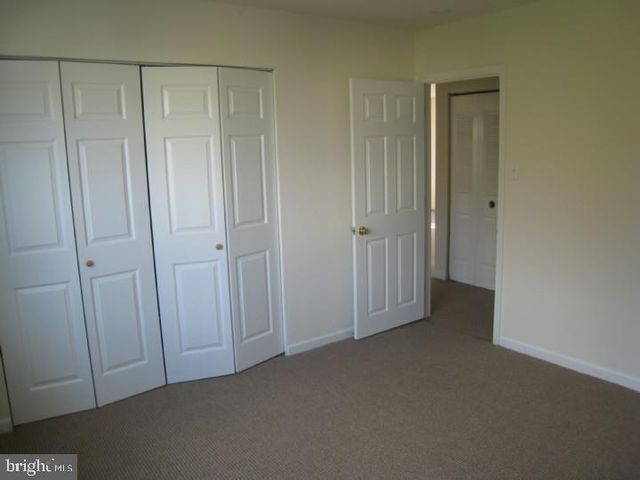 37 W LAKEVIEW AVE, Oaklyn, NJ 08107
