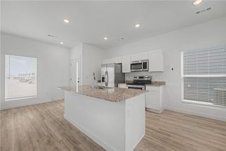 651 St Charles Place, Bentonville, AR 72713