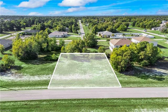 4526 NW 36th PL, Cape Coral, FL 33993