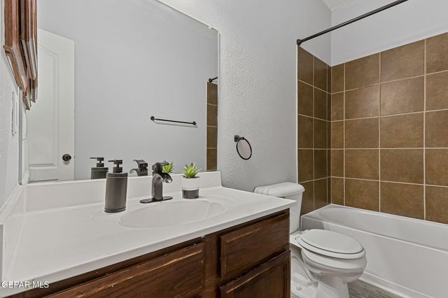 7213 COPPER TRAIL Avenue, El Paso, TX 79934