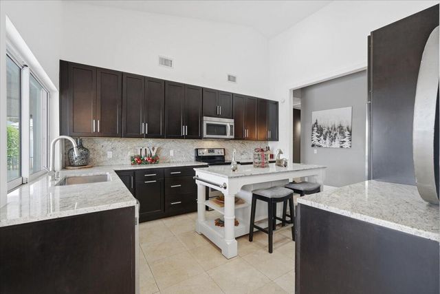 2106 Sunderland Avenue, Wellington, FL 33414