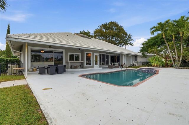 2106 Sunderland Avenue, Wellington, FL 33414