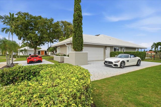 2106 Sunderland Avenue, Wellington, FL 33414