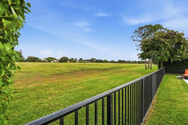 2106 Sunderland Avenue, Wellington, FL 33414