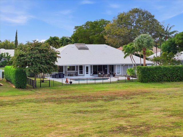 2106 Sunderland Avenue, Wellington, FL 33414