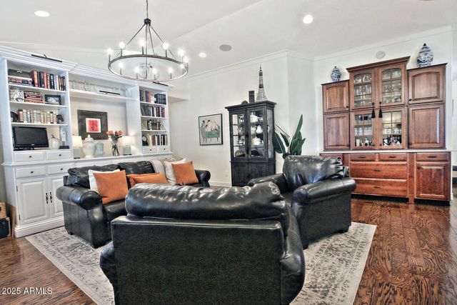 1605 S ASH Drive, Chandler, AZ 85286