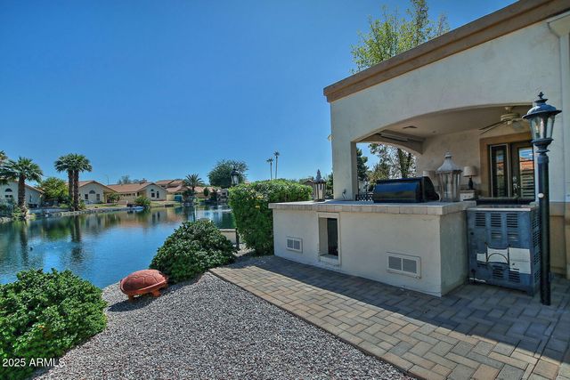 1605 S ASH Drive, Chandler, AZ 85286