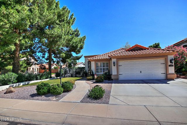 1605 S ASH Drive, Chandler, AZ 85286