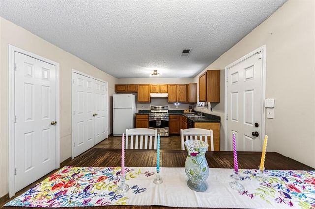 2343 Rambling Way, Lithonia, GA 30058