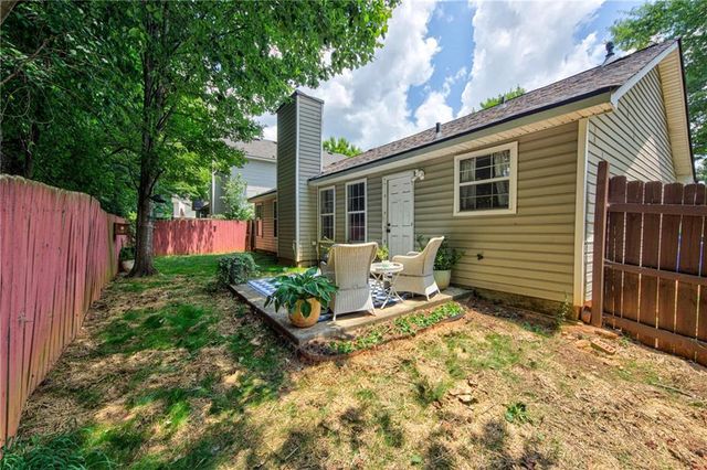 2343 Rambling Way, Lithonia, GA 30058