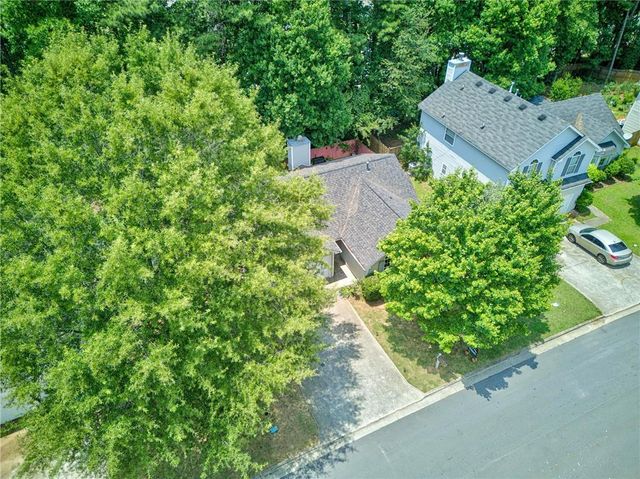 2343 Rambling Way, Lithonia, GA 30058