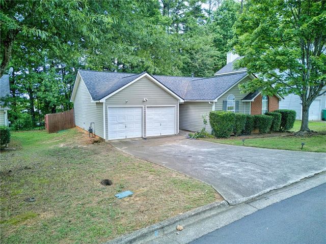 2343 Rambling Way, Lithonia, GA 30058