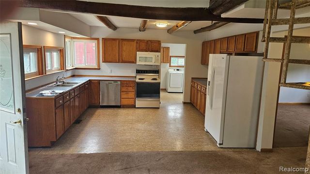 53540 W 12 Mile Road, Wixom, MI 48393