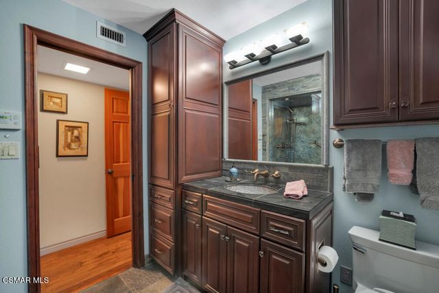 175 S Ventu Park Road, Newbury Park, CA 91320