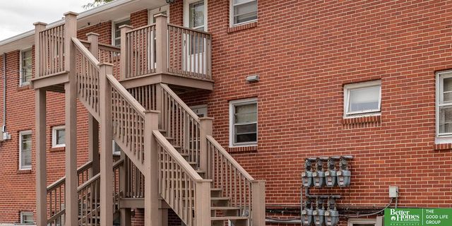 4624 Davenport Street, Omaha, NE 68132