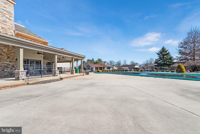 1103 POPLAR ST, Garnet Valley, PA 19060