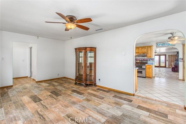 7045 Oak Hill Road, Oak Hills, CA 92344