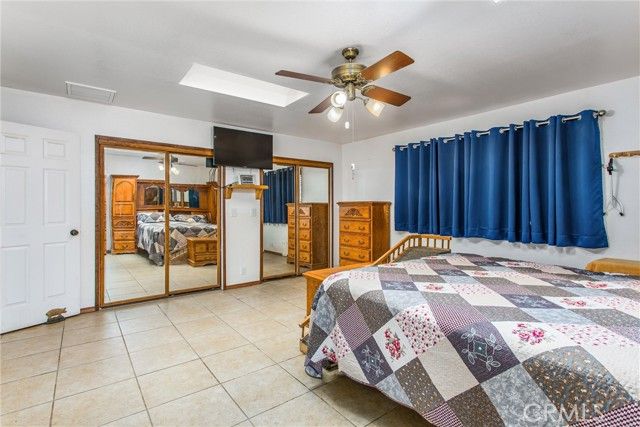 7045 Oak Hill Road, Oak Hills, CA 92344