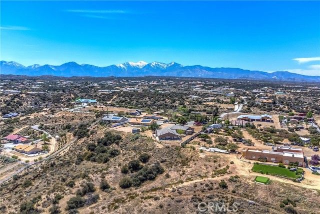 7045 Oak Hill Road, Oak Hills, CA 92344