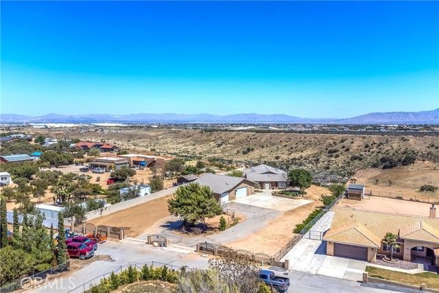 7045 Oak Hill Road, Oak Hills, CA 92344