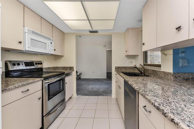 18521 QUAINT AVENUE, Port Charlotte, FL 33948