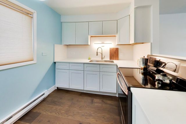 6359 N Ridge Avenue 302, Chicago, IL 60660