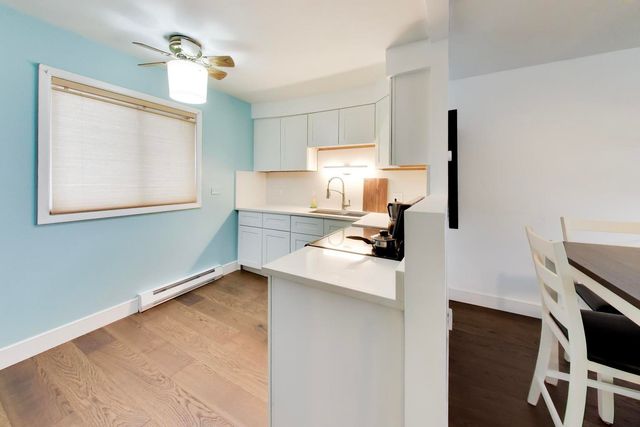 6359 N Ridge Avenue 302, Chicago, IL 60660