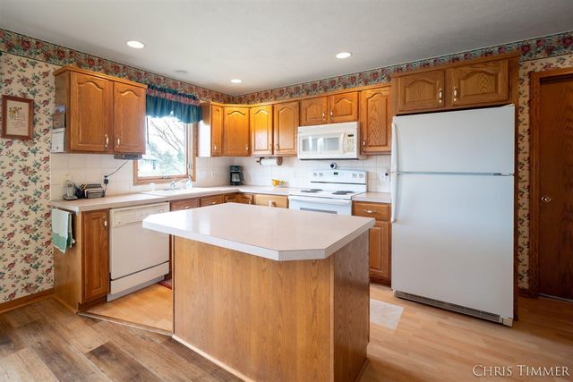 259 Interlaken Court, Zeeland, MI 49464