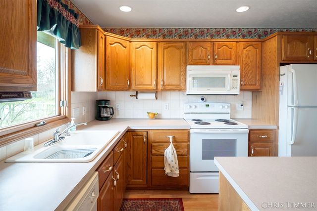 259 Interlaken Court, Zeeland, MI 49464