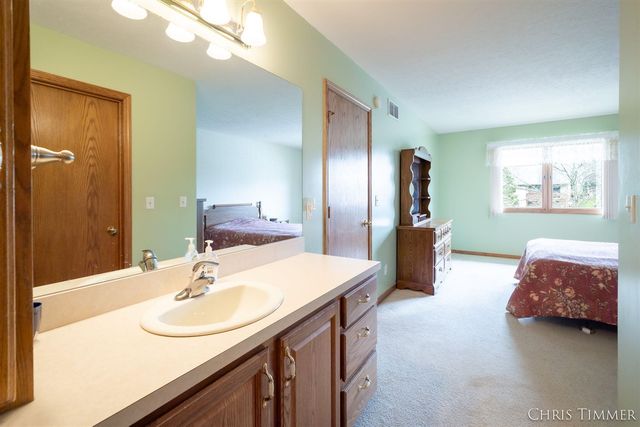 259 Interlaken Court, Zeeland, MI 49464