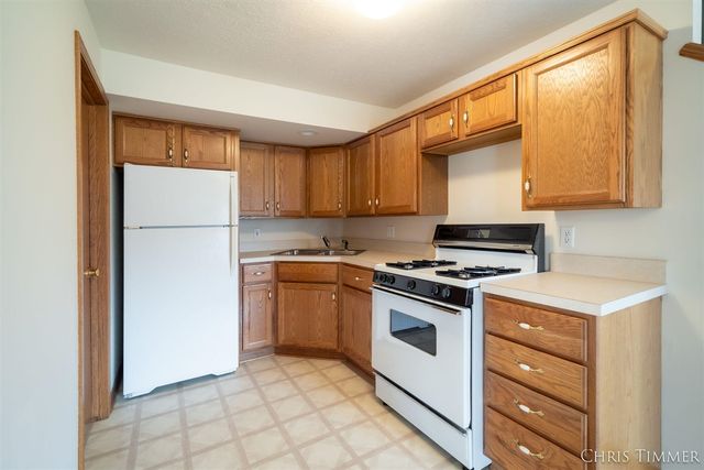 259 Interlaken Court, Zeeland, MI 49464