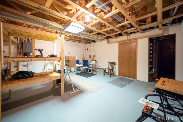 259 Interlaken Court, Zeeland, MI 49464