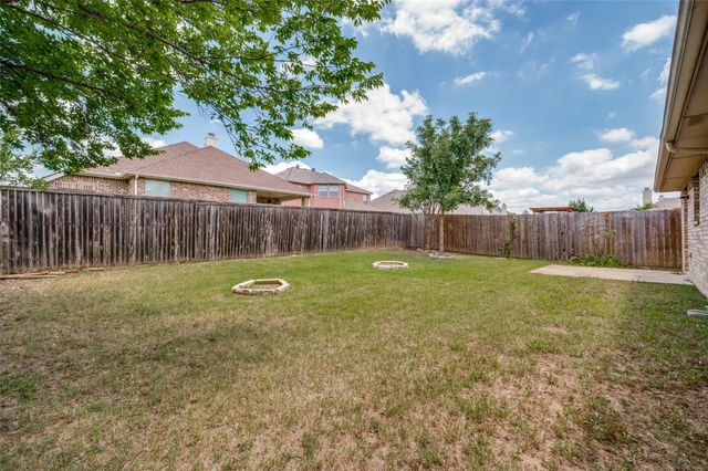 2677 Calmwater Drive, Little Elm, TX 75068