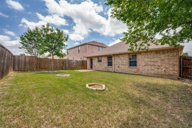 2677 Calmwater Drive, Little Elm, TX 75068