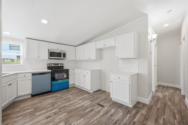 103 Christi Drive, Southmayd, TX 76268