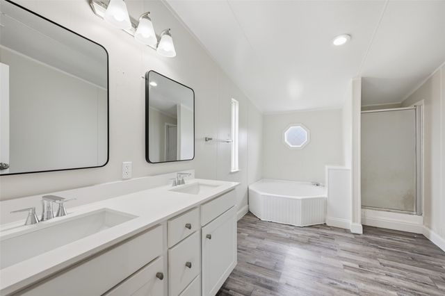 103 Christi Drive, Southmayd, TX 76268