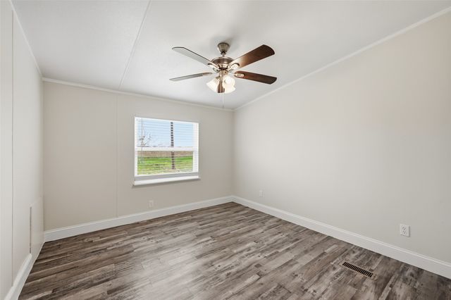 103 Christi Drive, Southmayd, TX 76268