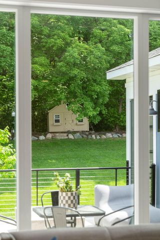 5220 Yellowstone Lane N, Plymouth, MN 55446