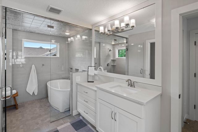 5220 Yellowstone Lane N, Plymouth, MN 55446