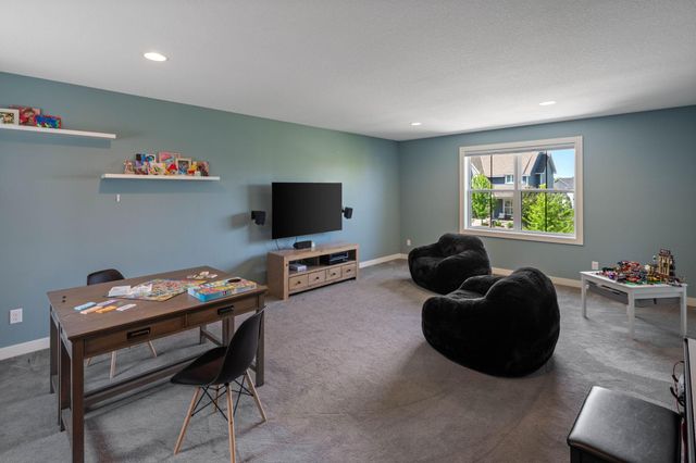 5220 Yellowstone Lane N, Plymouth, MN 55446