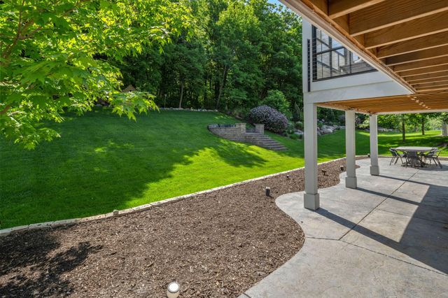 5220 Yellowstone Lane N, Plymouth, MN 55446