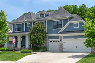 5220 Yellowstone Lane N, Plymouth, MN 55446