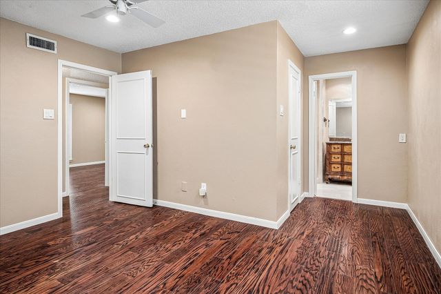5084 Matilda Street 218, Dallas, TX 75206