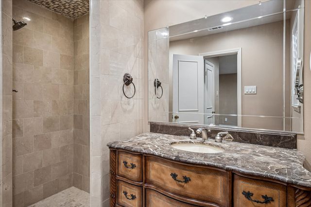 5084 Matilda Street 218, Dallas, TX 75206