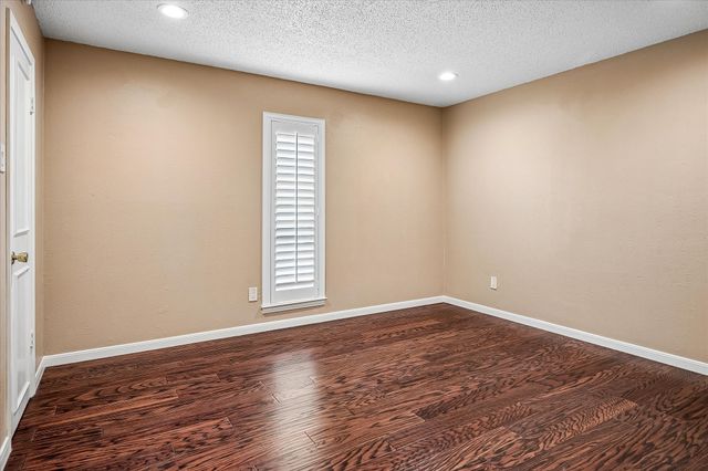 5084 Matilda Street 218, Dallas, TX 75206