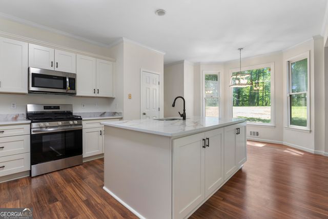 115 Scenic Pass, Fayetteville, GA 30215