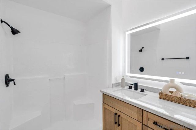 12865 Carriage Heights Way, Poway, CA 92064