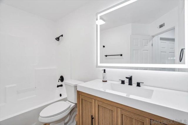 12865 Carriage Heights Way, Poway, CA 92064