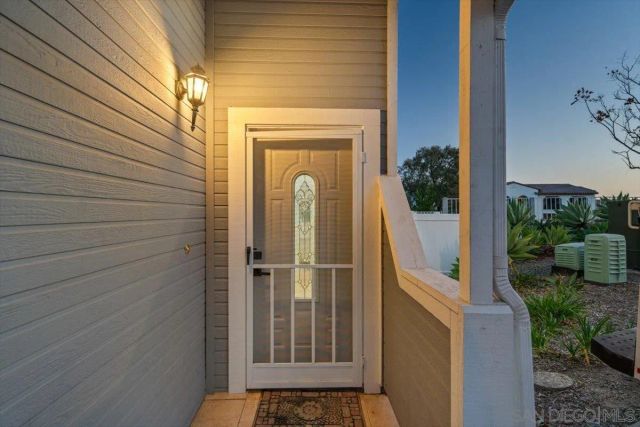 12865 Carriage Heights Way, Poway, CA 92064